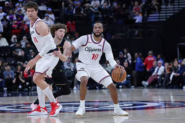 快船力克勇士终结两连败 加兰低迷成隐患