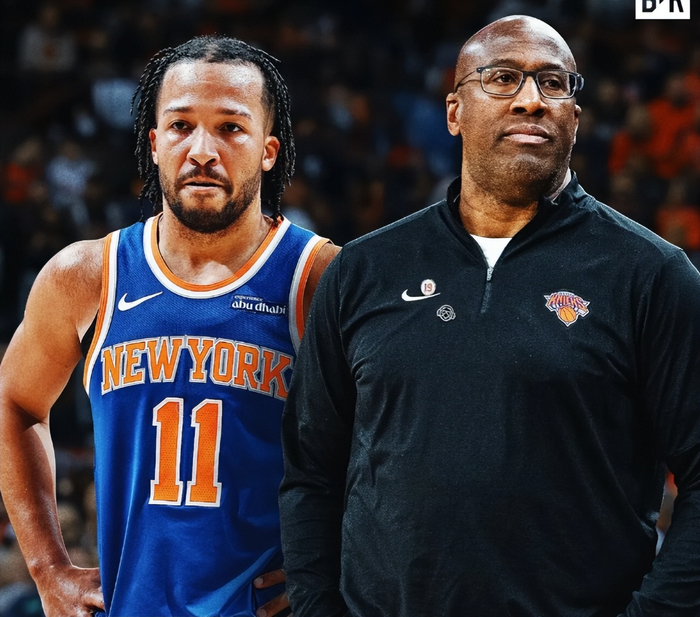 雷霆队与尼克斯队比赛裁判判罚争议引球迷不满